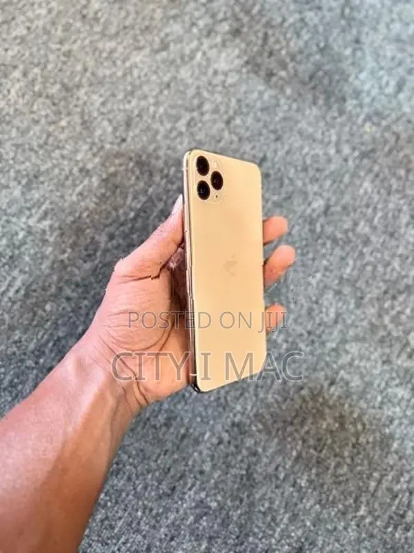 Apple iPhone 11 Pro Max (Used)
