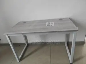 New 4x2 Size Computer Table (Ss15)