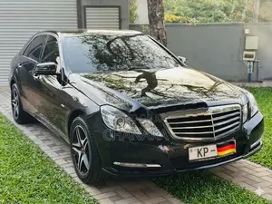 Mercedes Benz E200 2012