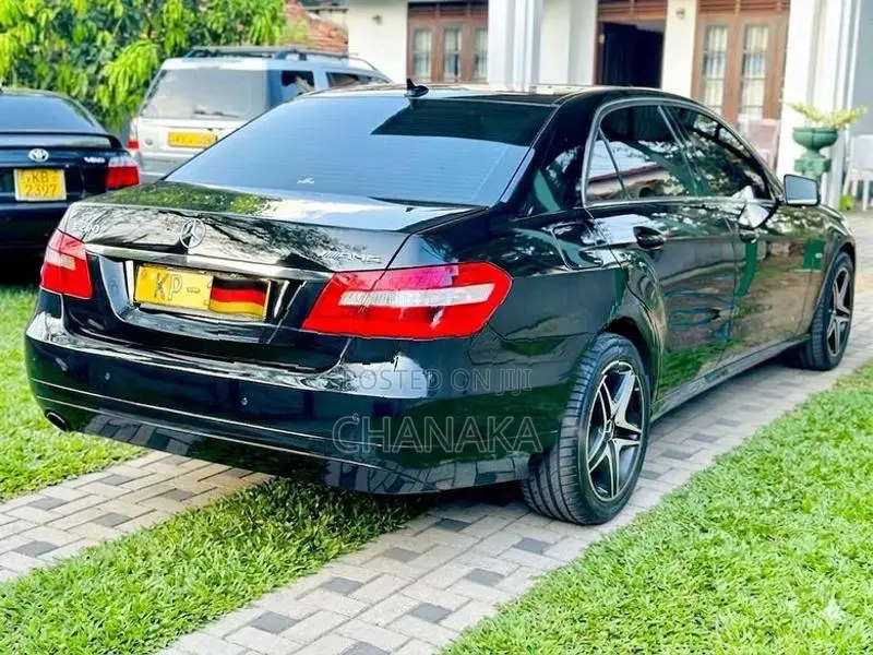 Mercedes Benz E200 2012