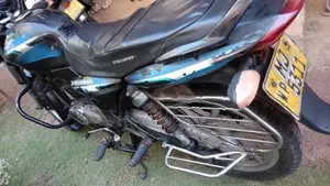 Bajaj Discover 125 2005