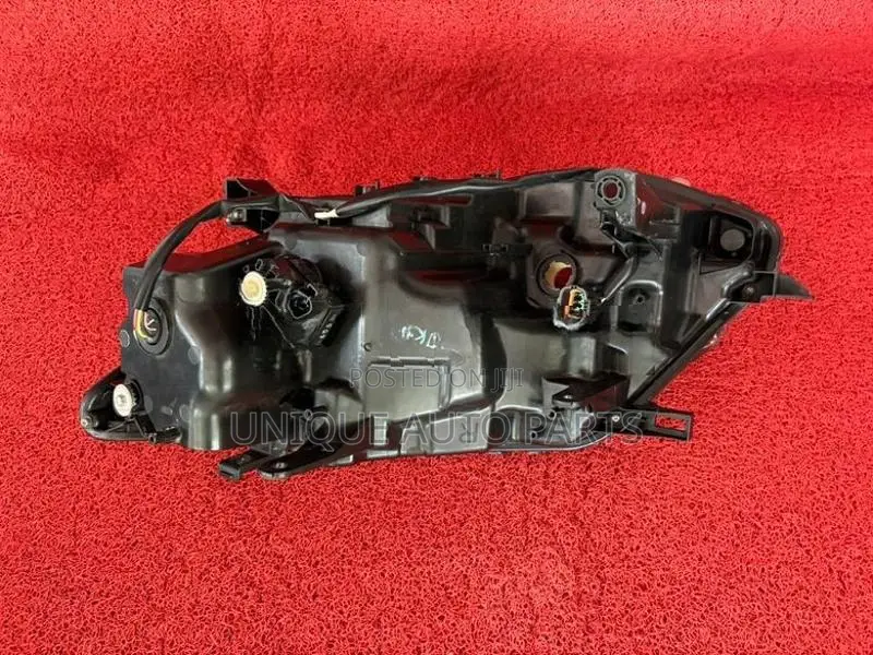 Nissan X-Trail Head Light