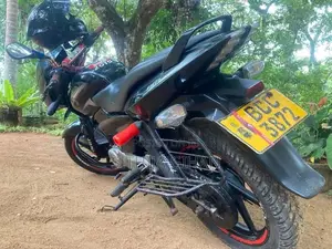 Bajaj Pulsar 150 2015