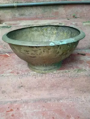 Antique Pithala Badu