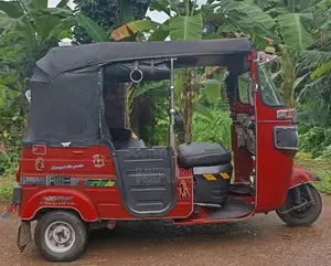 Bajaj RE 2016