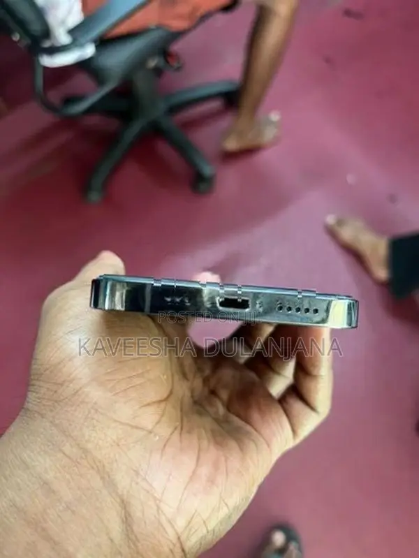 Apple iPhone 13 Pro (Used)