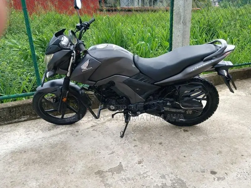 Honda CB Unicorn 2017