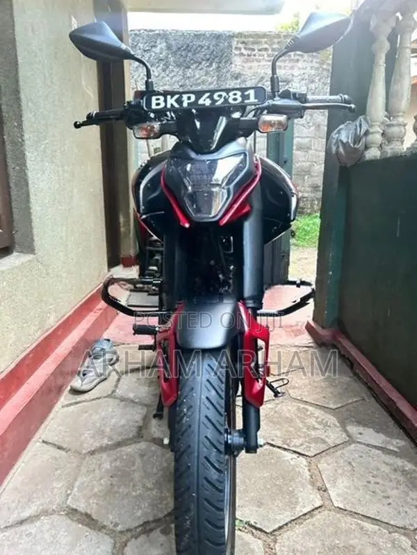 Bajaj Pulsar N125 2025