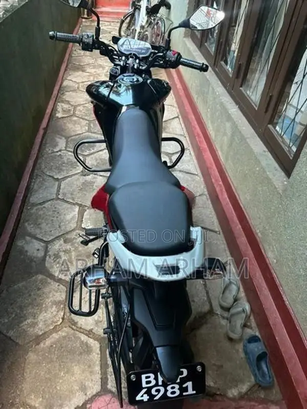 Bajaj Pulsar N125 2025