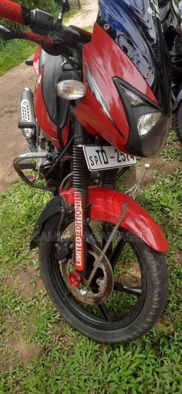 Bajaj Pulsar 180 2006
