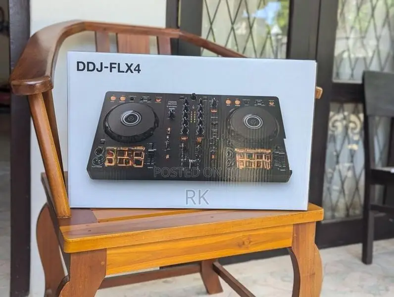 Pioneer DDJ-FLX4 DJ Controller