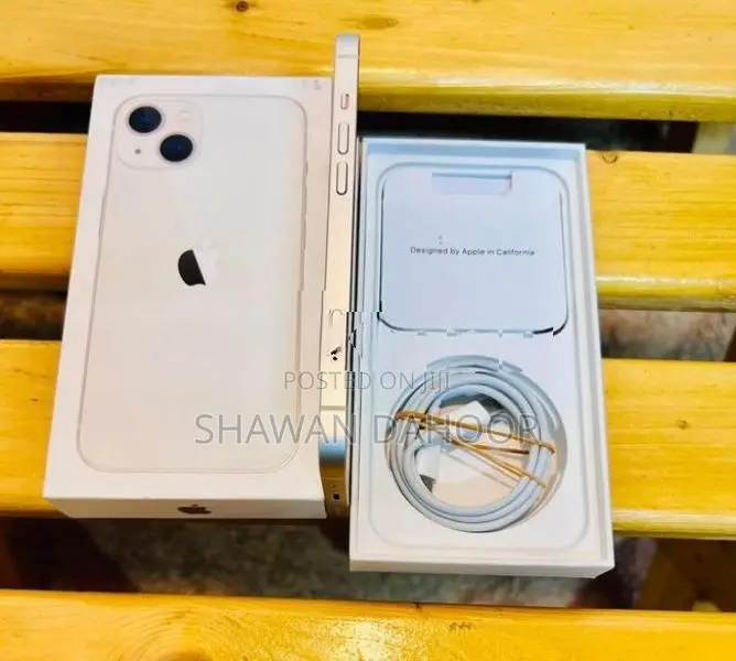 Apple iPhone 13 (Used)