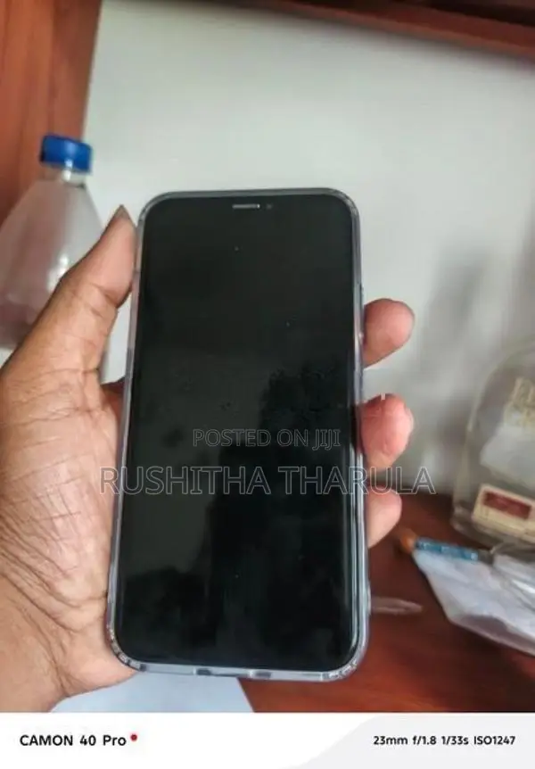 Apple iPhone XS (Used)
