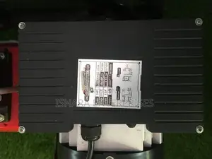 Air Compressor(Men Brand-38L/8Bar)