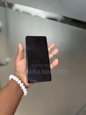Samsung Galaxy S10 5G (Used)