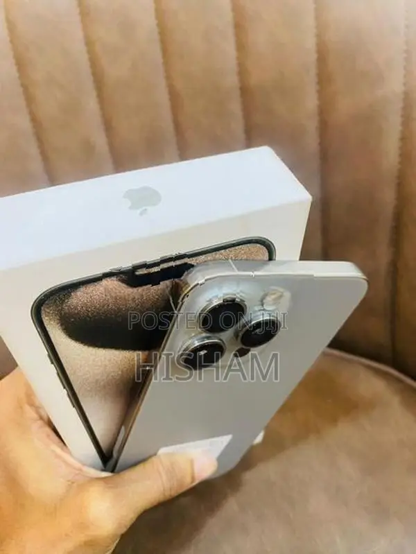 Apple iPhone 15 Pro Max 256GB (Used)