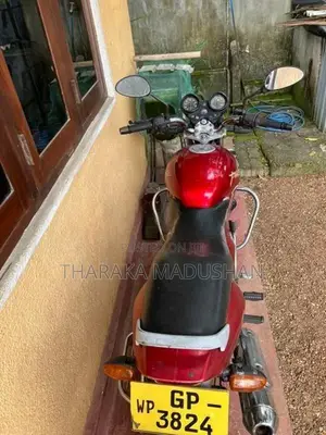 Bajaj Pulsar 180 2002