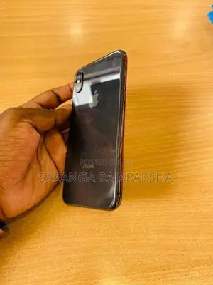 Apple iPhone X (Used)