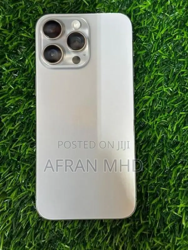 Apple iPhone 15 Pro Max 512GB (Used)