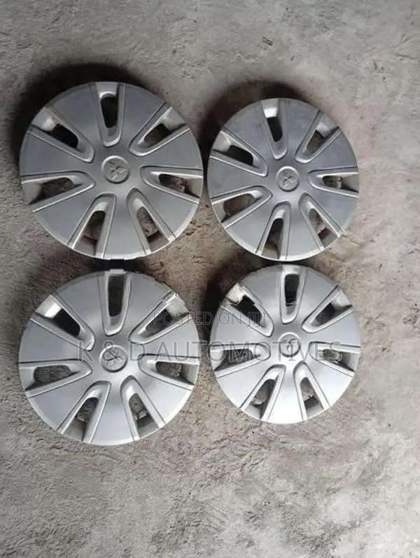 Mitsubishi Mirage 14" Rim Cup