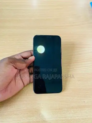 Apple iPhone X (Used)