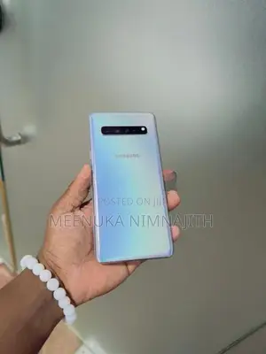 Samsung Galaxy S10 5G (Used)