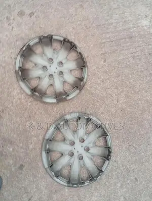 Toyota Premio 15" Rim cup