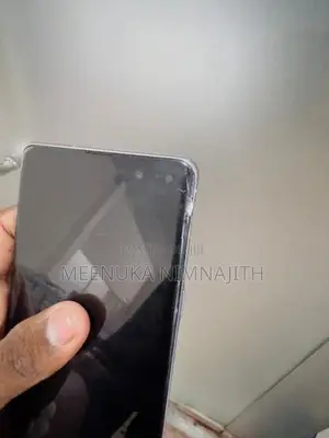 Samsung Galaxy S10 5G (Used)