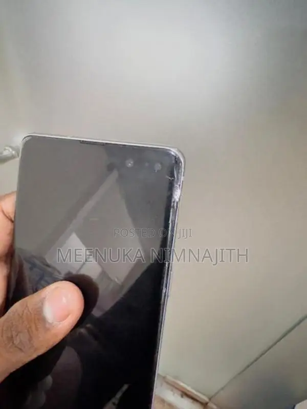 Samsung Galaxy S10 5G (Used)