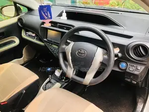 Toyota Aqua 2014