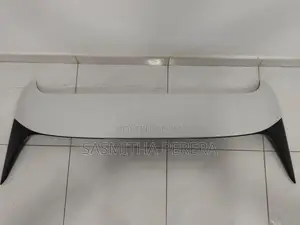 Honda Vezel Spoiler