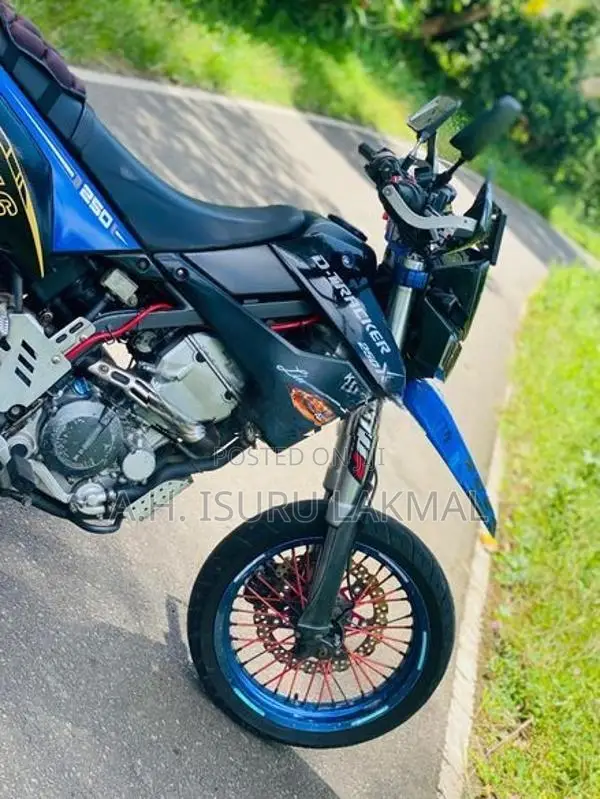 Kawasaki D Tracker 2010