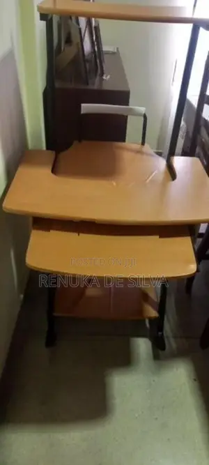 Computer Table