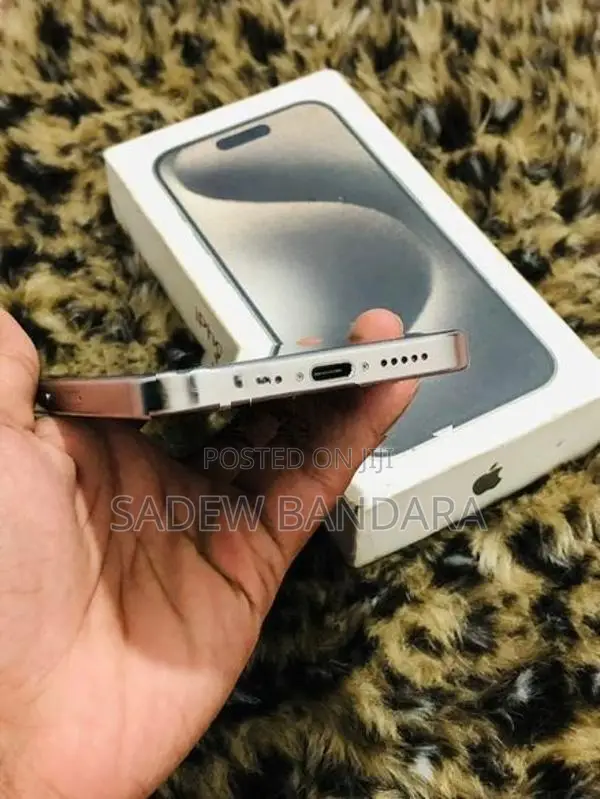 Apple iPhone 15 Pro (Used)