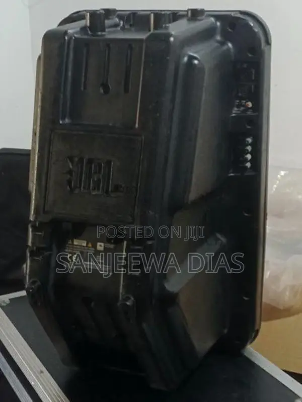 Eon JBL Powerd Speake