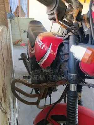Suzuki GS 125 1999