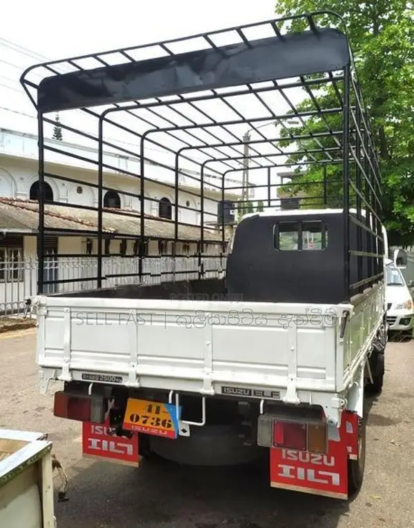 Isuzu Elf 250 Lorry 1980