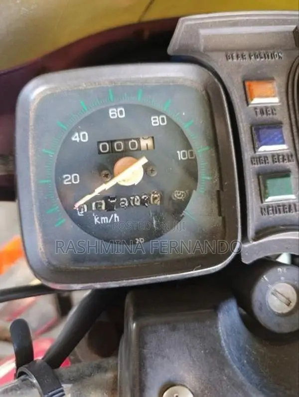 Suzuki GS 125 1999