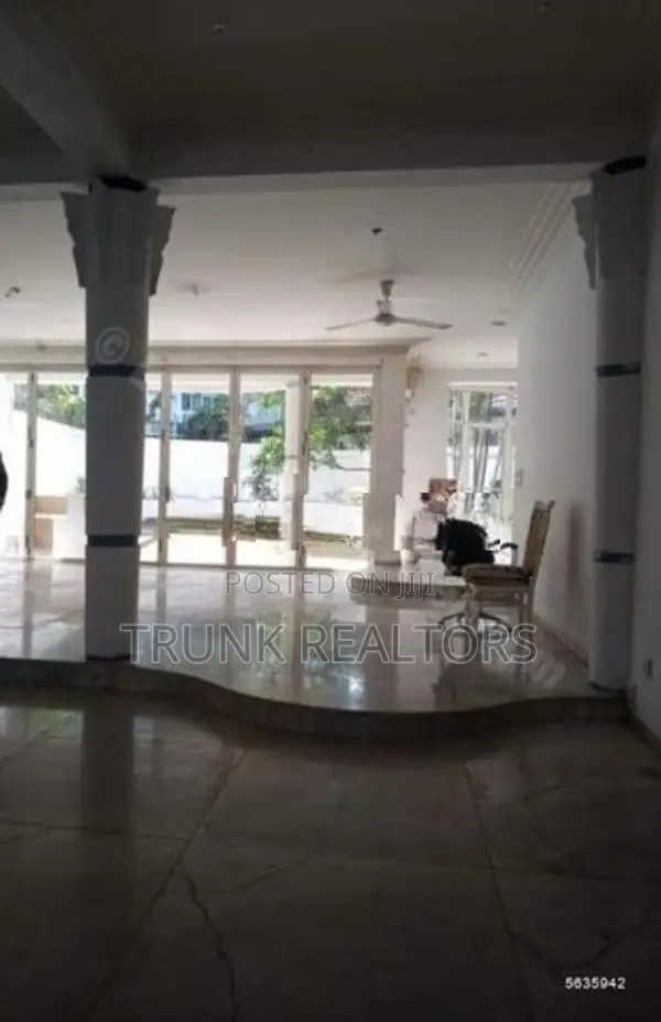 Colombo 07 05BR Luxury House For Sale (NK107466)