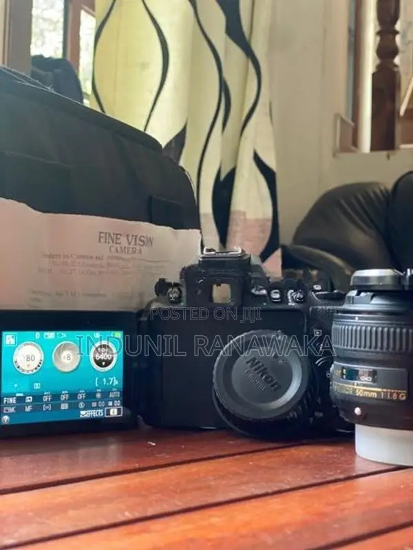 Nikon 5600D