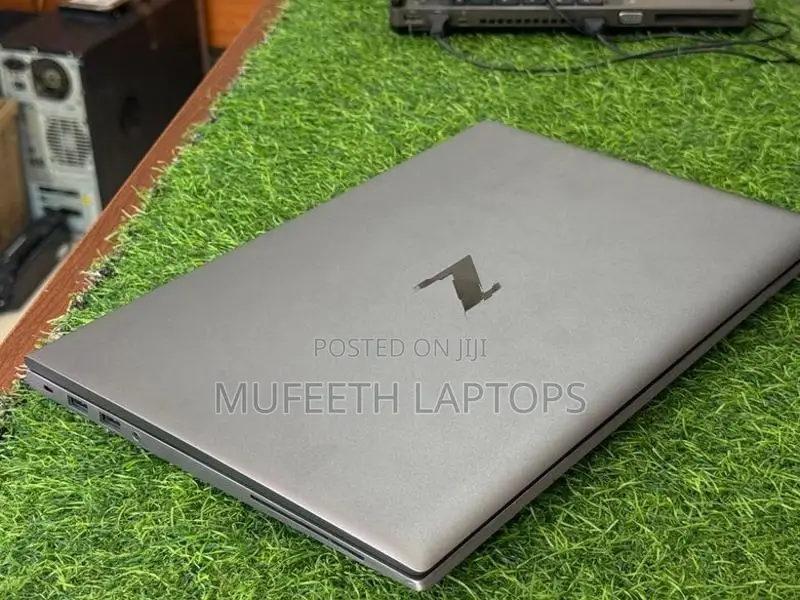 HP Zbook i7 11Gen 16/512GB 14.1”FHD Display