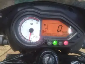 Bajaj Pulsar 180 2011