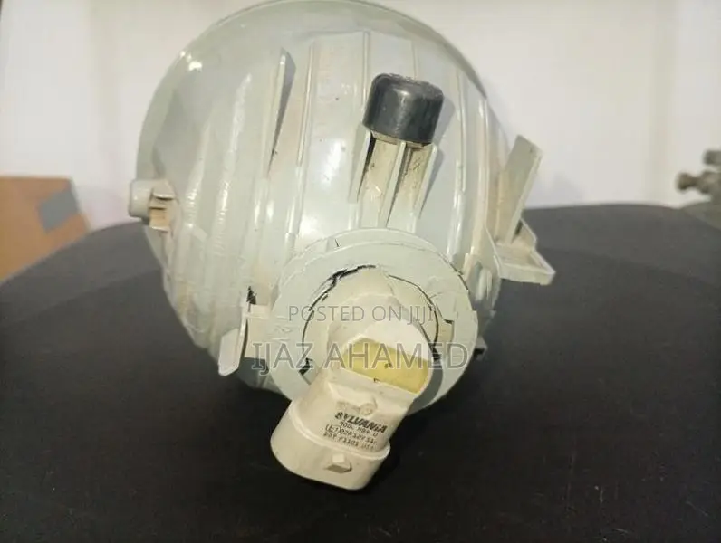 Toyota Hilux Fog Lamp