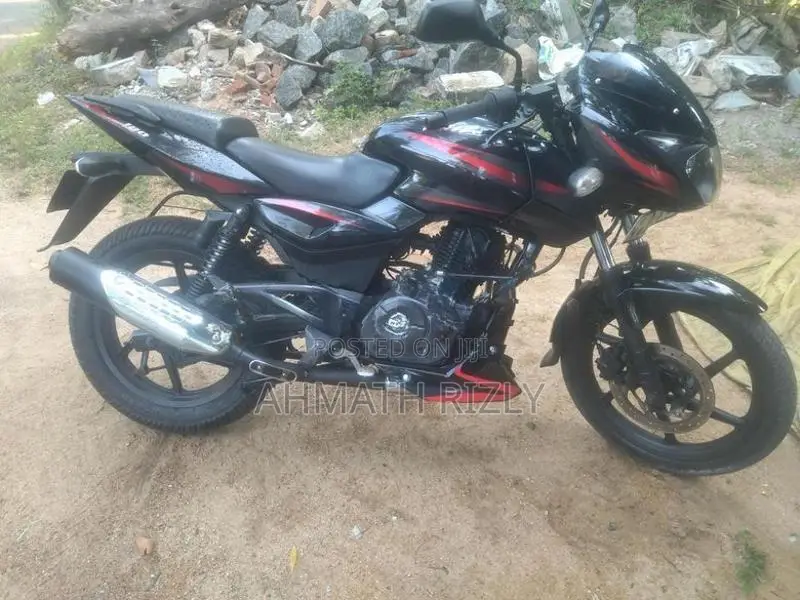 Bajaj Pulsar 180 2011
