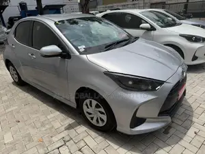 Toyota Yaris X Grade Push Start 2023