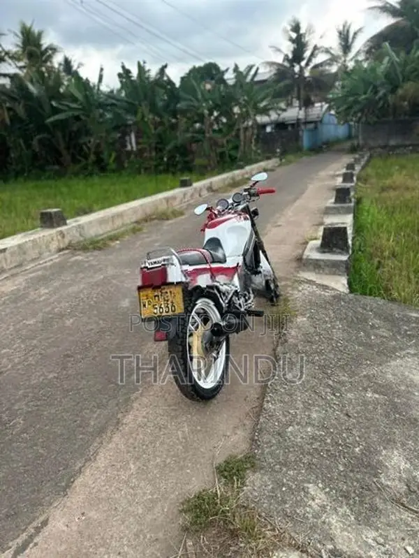 Yamaha TZR 125 2003