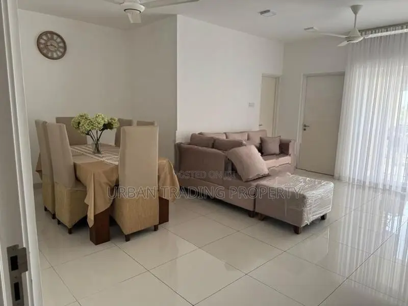 f/Furnished Apartmen for Rent in Fairway Urban Koswatta Battaramulla.
