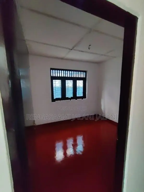 House for Sale in Enderamulla Wattala
