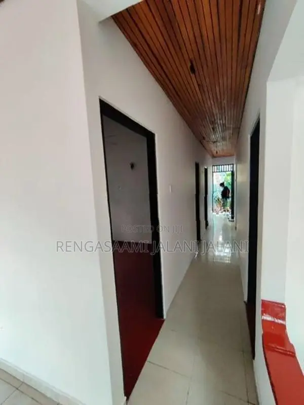 House for Sale in Enderamulla Wattala