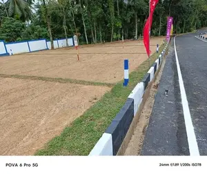 Land for Sale at Homagama Near High-Level Road